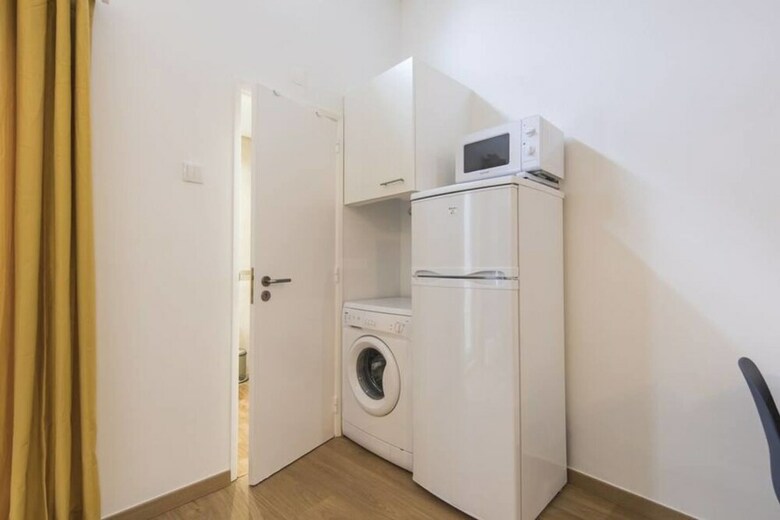 Fresh One Bedroom Apartment In Noble Principe Real