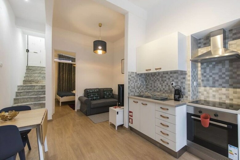 Fresh One Bedroom Apartment In Noble Principe Real