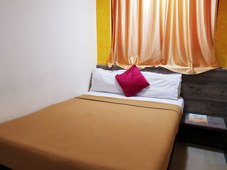 Hotel Hexa Sai Residency