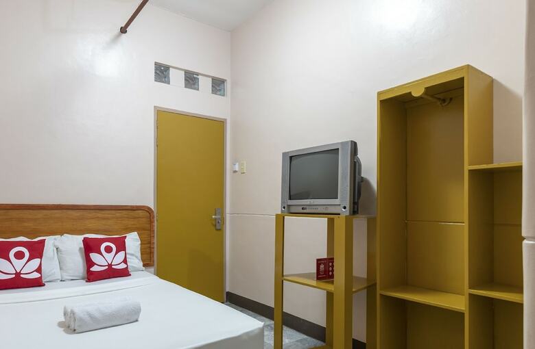 Hotel Zen Rooms A. Pichon Davao