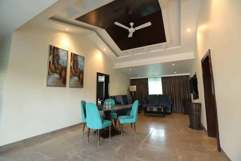 Hotel Basilica Rediscover Serenity