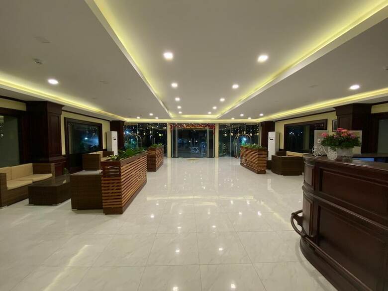 Pm Hotel