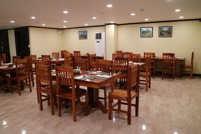 Pm Hotel