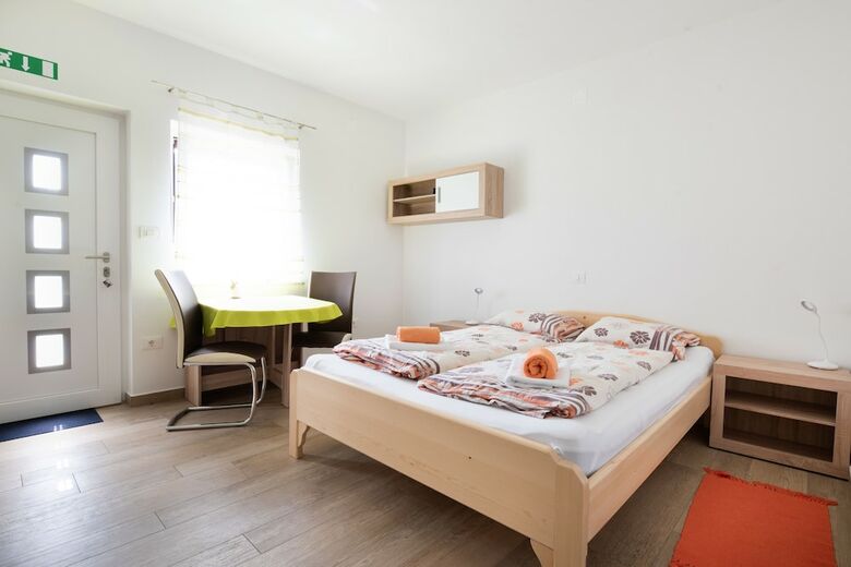 Hotel House Dormica