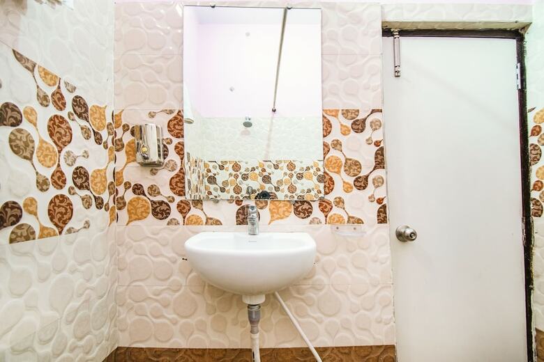 Fabhotel Banaras Darbar