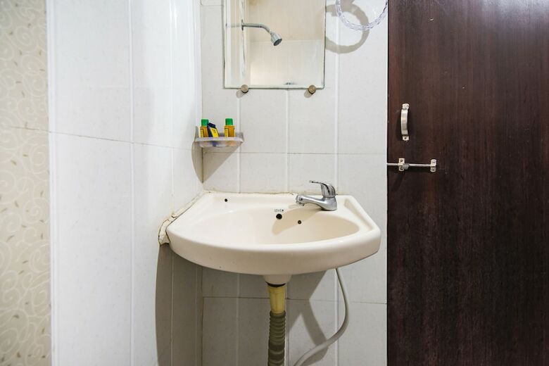Hotel Fabexpress Vijay Nagar