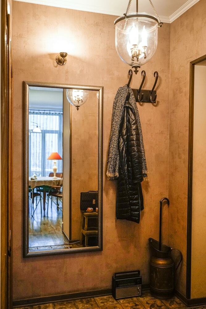Prime Host Apartments On Smolenskaya