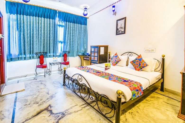 Fabhotel Baba Palace Pichola Lake