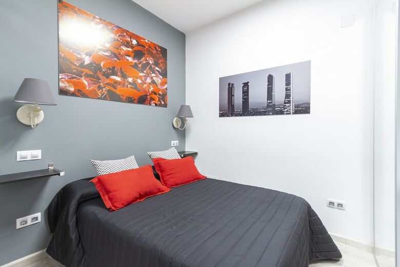 Apartamentos Rentalis Arg�elles