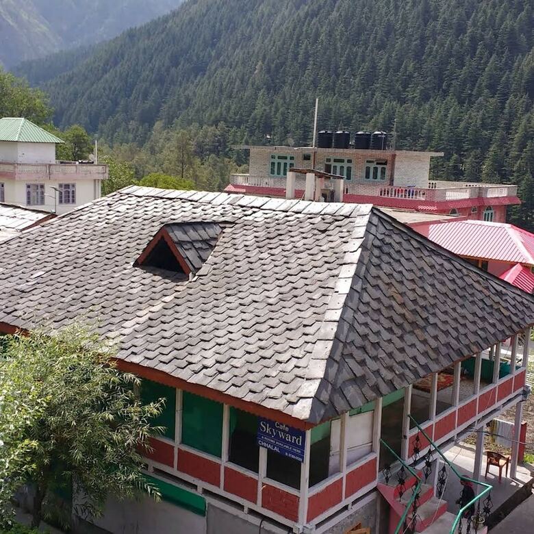 Hotel Skyward Guest House