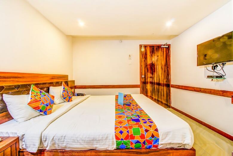 Fabhotel Sai Arya