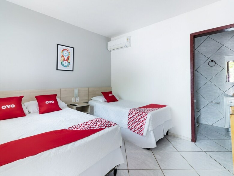 Oyo Portal Torres Hotel