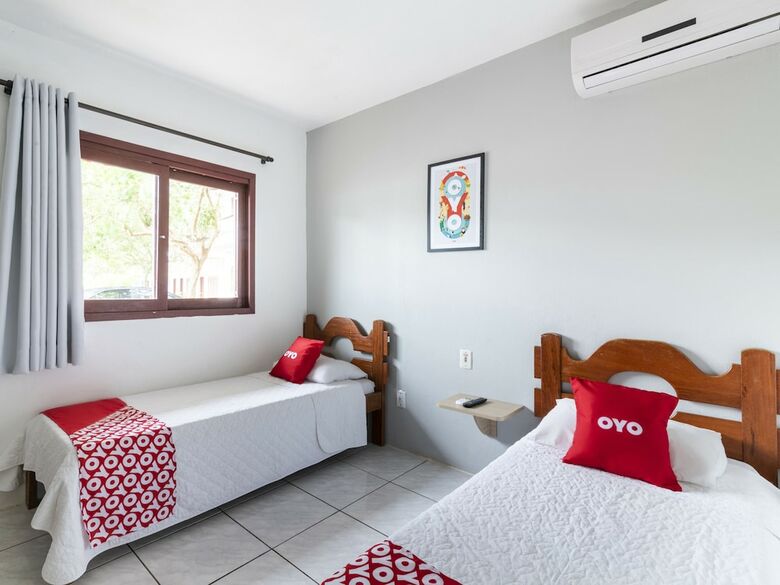 Oyo Portal Torres Hotel