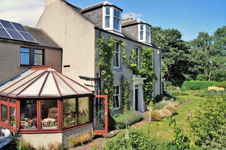 Grange Farmhouse Bed And Breakfast