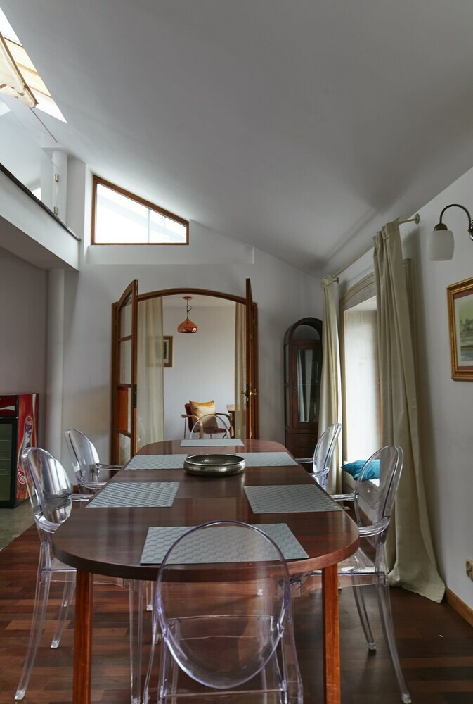 Rozana 2-floor Apartment