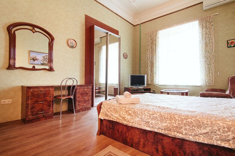 Apartamentos Rent Express Chervony 11