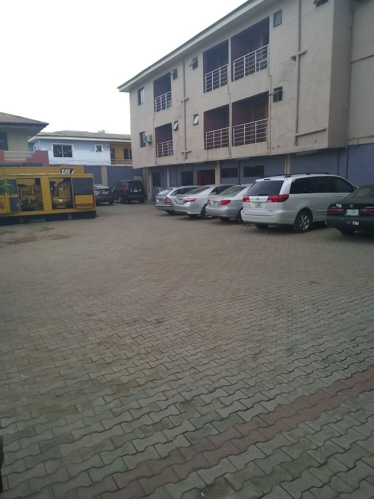 Hotel Havannah Suites & Conference Centre