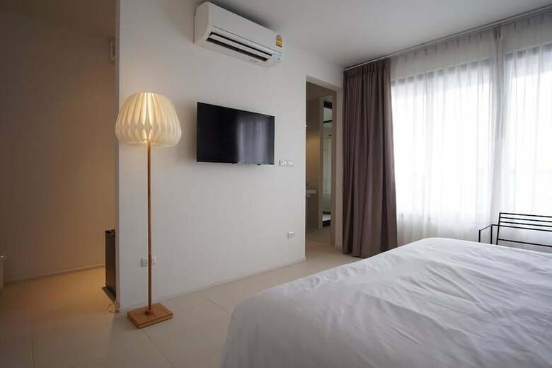 Hotel Por Santitham