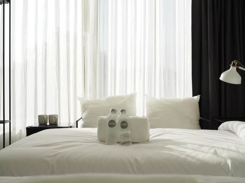 Hotel Por Santitham