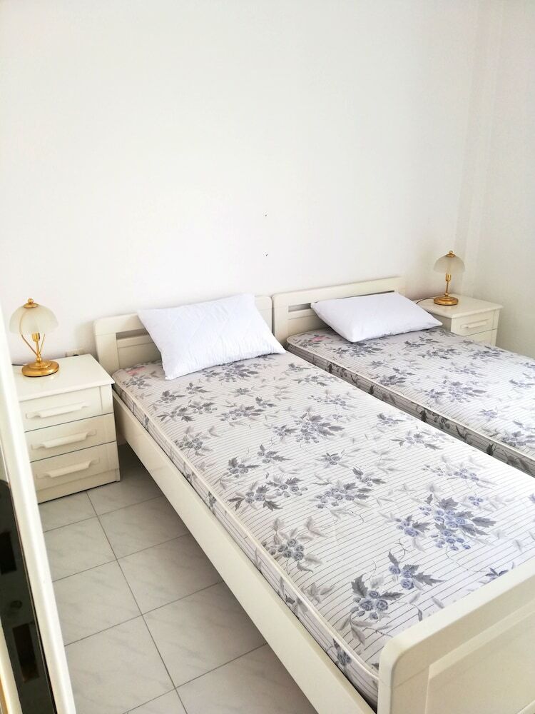 Hanioti Apartment