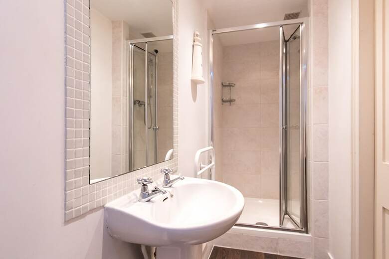 Bed & Breakfast Afon View Guest House