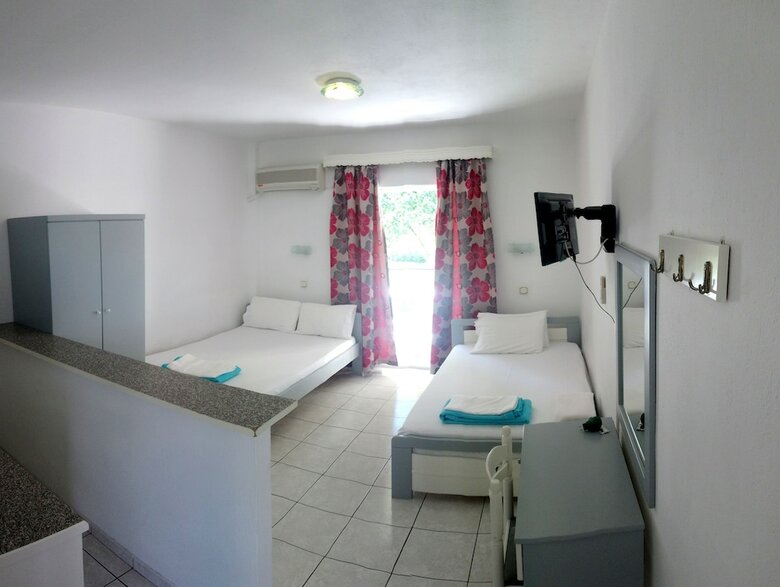 Aparthotel Chrissi Ammoudia