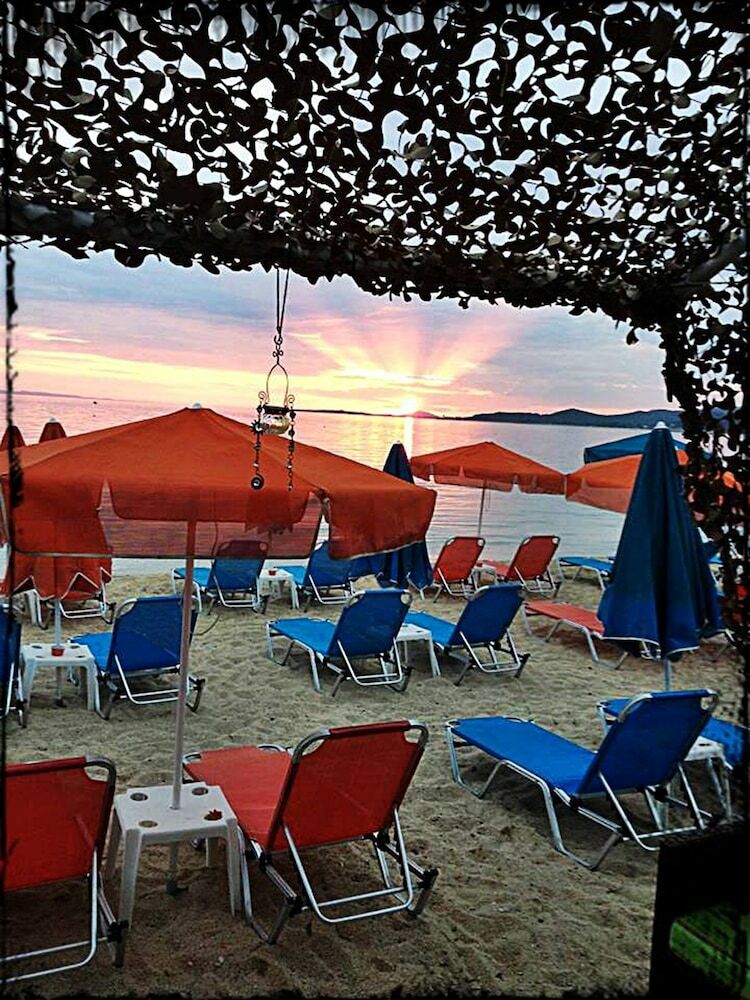 Aparthotel Chrissi Ammoudia
