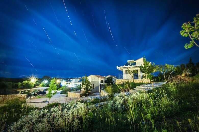 Hotel Lontosvillage