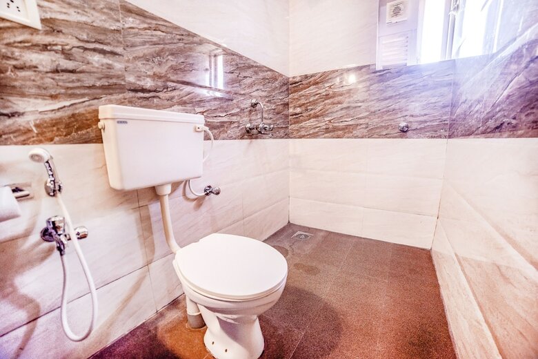 Fabhotel Maitri Sweet Living