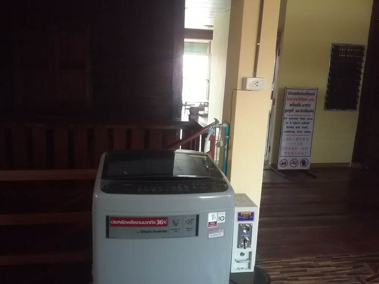 Hostal Arunrat Guesthouse