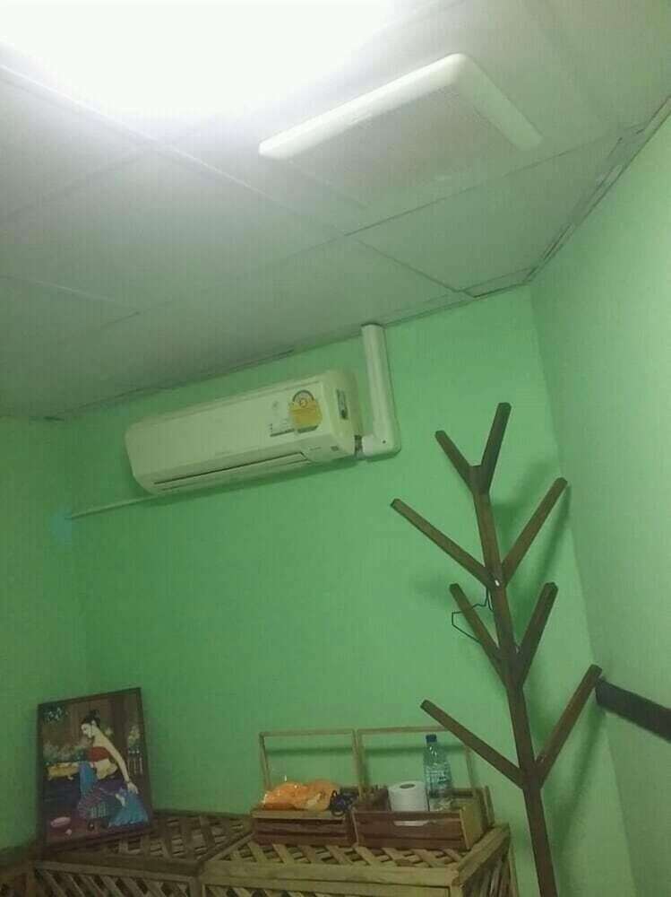 Hostal Arunrat Guesthouse