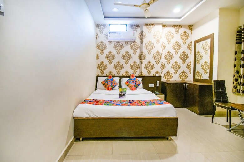 Fabhotel Svs Luxury Rooms