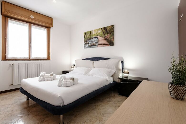 Suitelowcost Humanitas Apartment