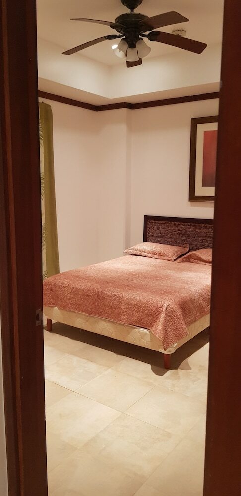 Aparthotel Villa Montana