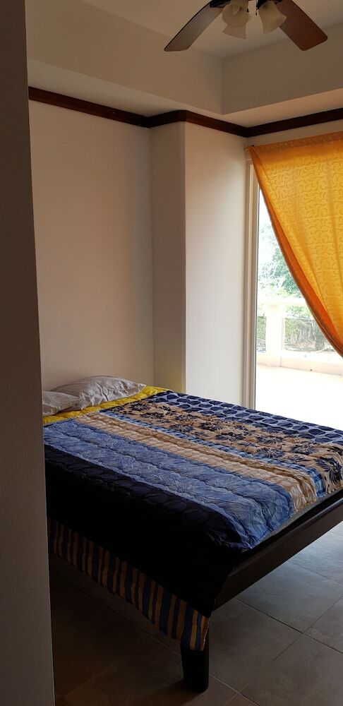 Aparthotel Villa Montana