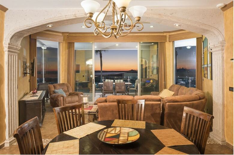 Esmeralda 3br Ea 102 By Casago