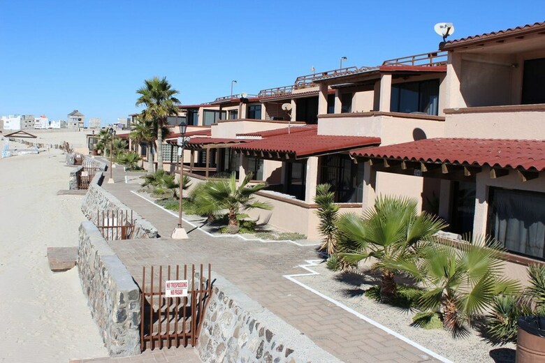 Las Gaviotas 2br 402 By Casago