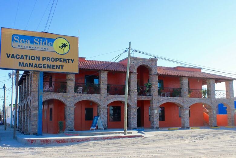 Las Gaviotas 2br 402 By Casago