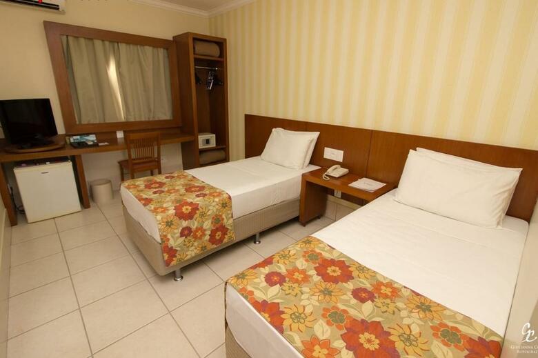 Gelps Hotel