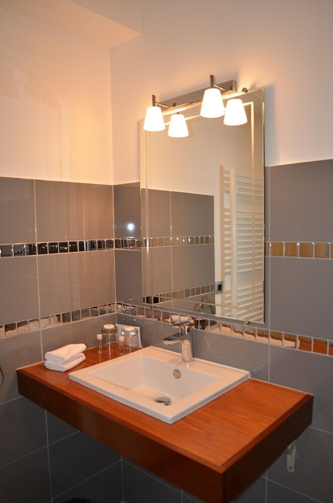 Hotel Le Toeno