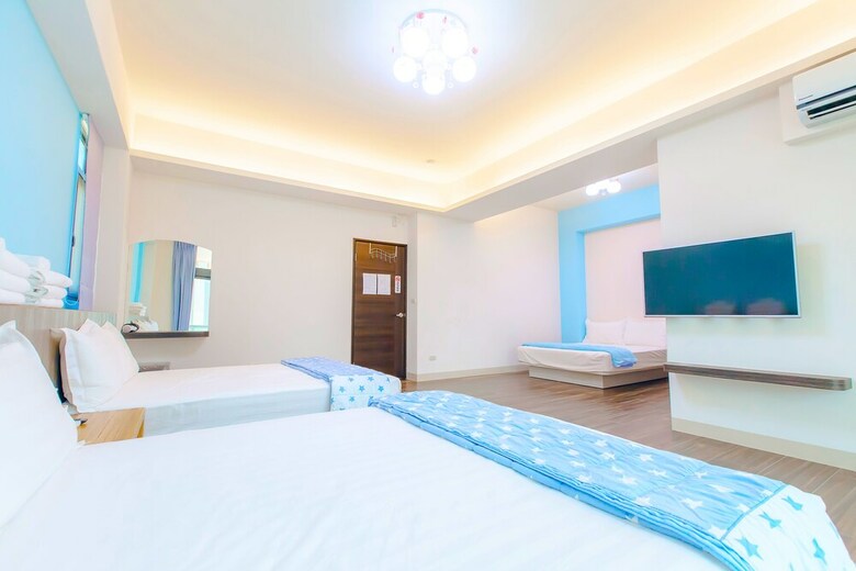 Hotel Happy House Homestay