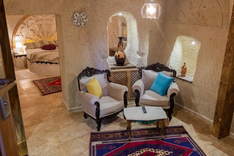 Hotel Grand Elite Cave Suites