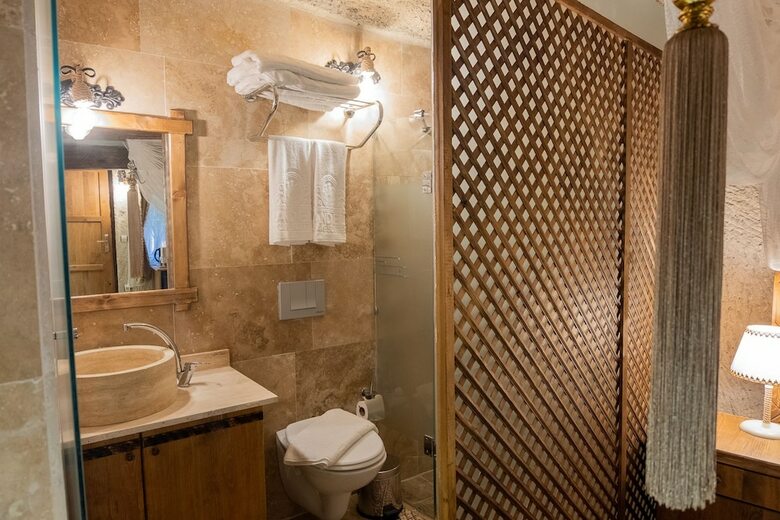 Hotel Grand Elite Cave Suites