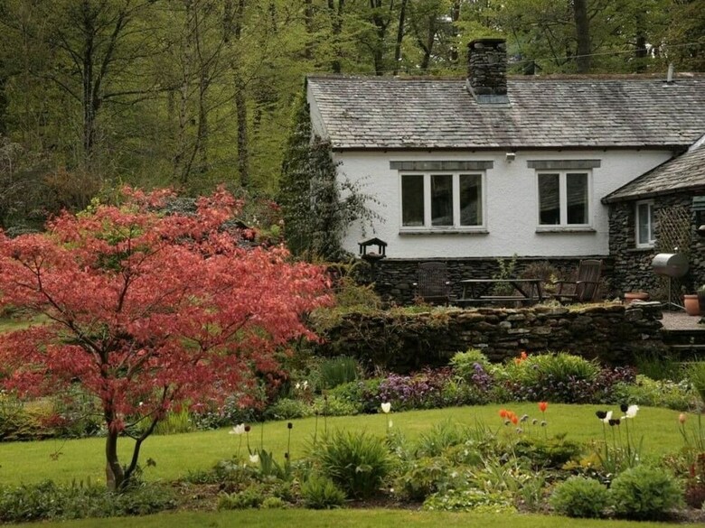 Low Jock Scar Country Estate