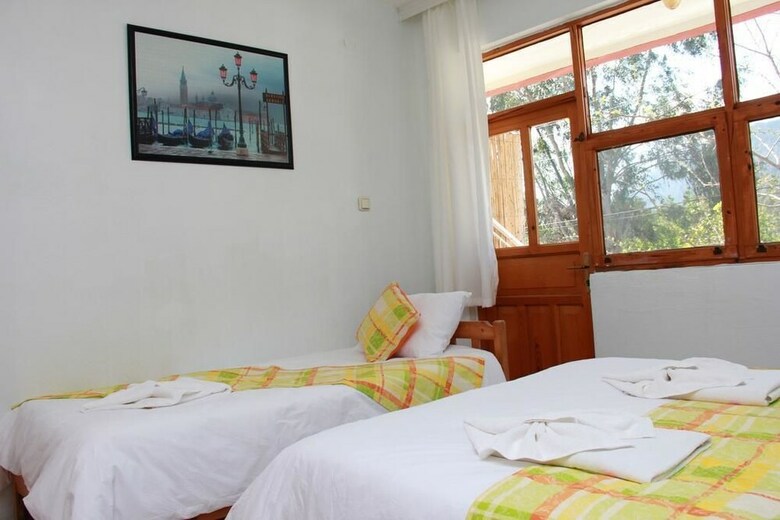 Hotel Esralina Pension