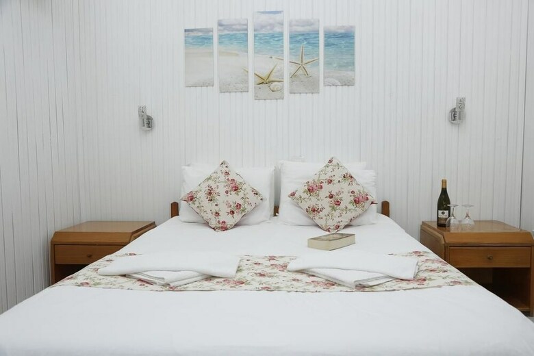 Hotel Esralina Pension