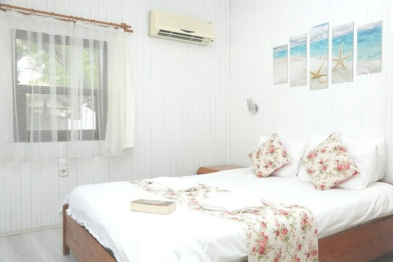 Hotel Esralina Pension