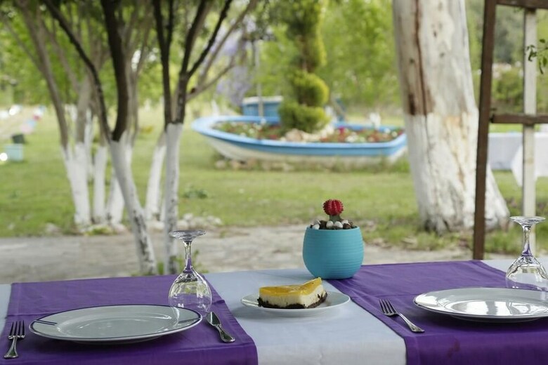 Hotel Esralina Pension