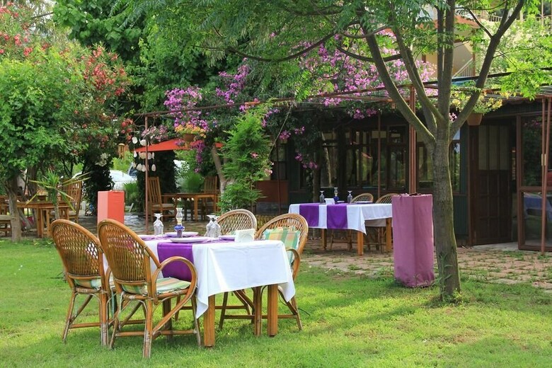 Hotel Esralina Pension