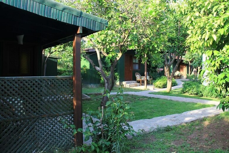 Hotel Esralina Pension